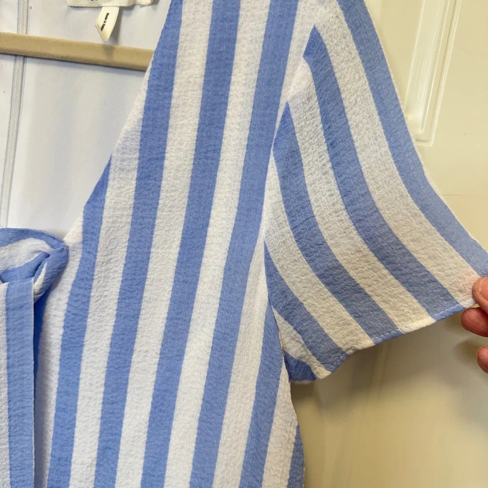 Avec Les Filles Shift Dress Size 10 Blue White Striped Tie Front Ruffle Coastal